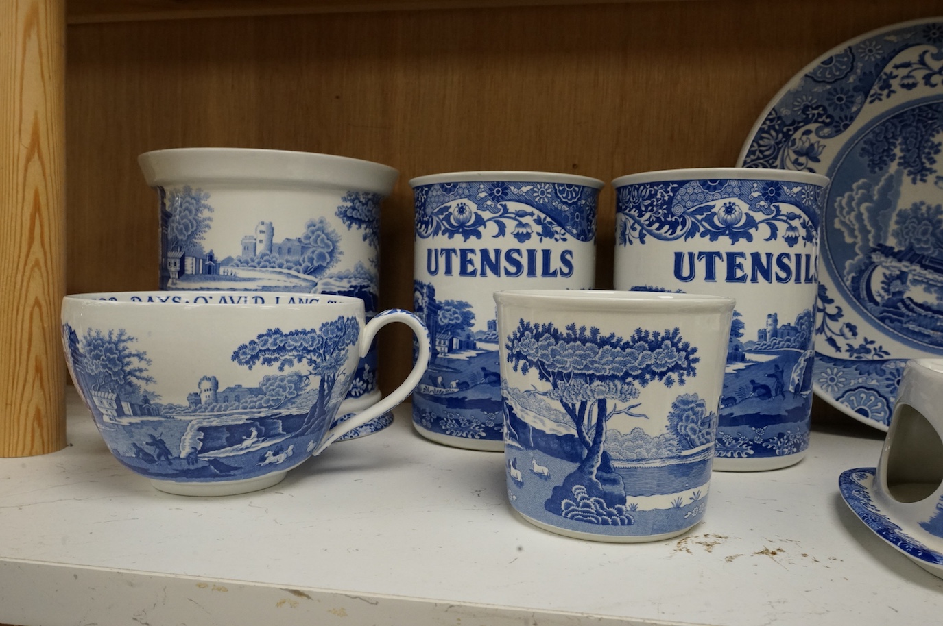 A collection of Spode Italian kitchenwares including utensil jars, bread board etc. (13). Bread plate 29cm diameter.